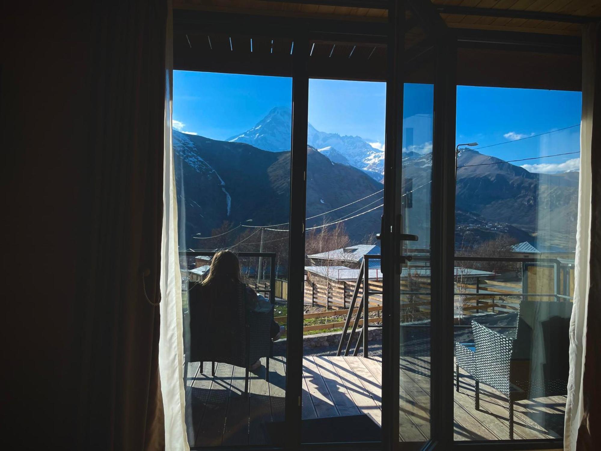 Sunset Cottage Kazbegi Exteriör bild