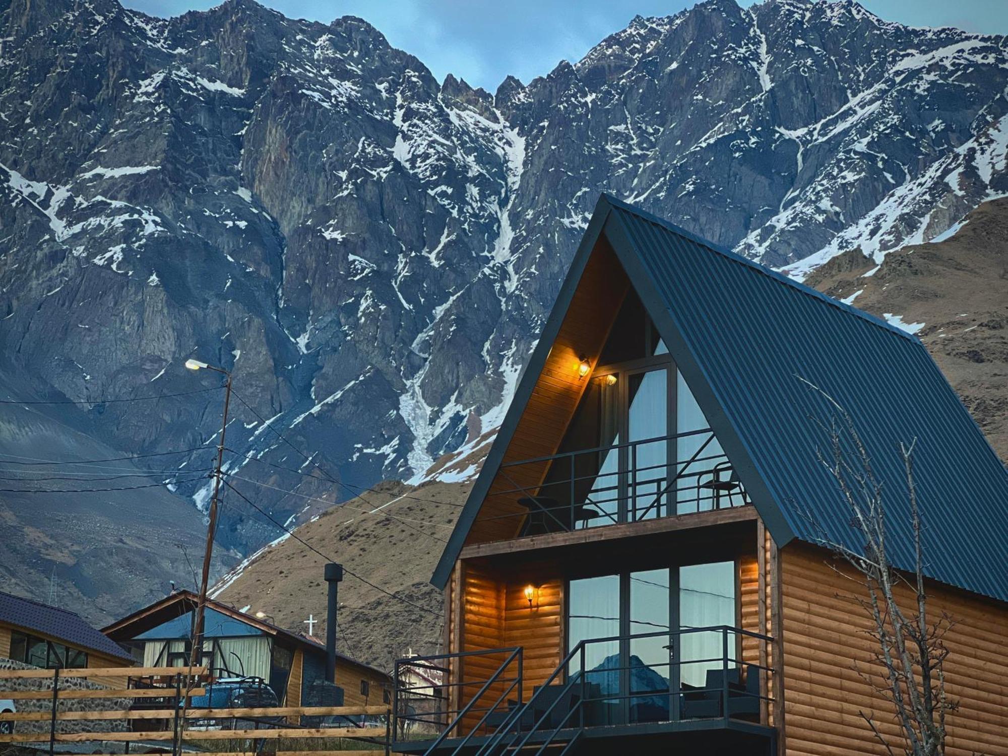 Sunset Cottage Kazbegi Exteriör bild