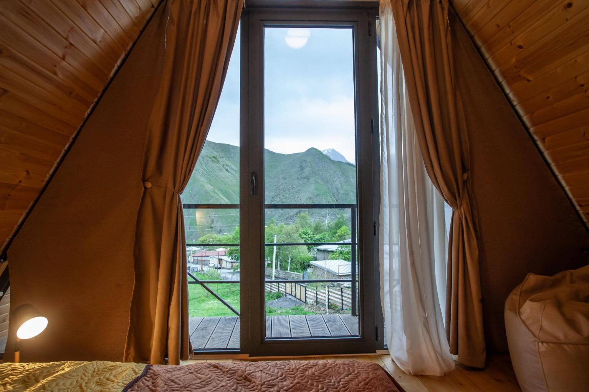 Sunset Cottage Kazbegi Exteriör bild