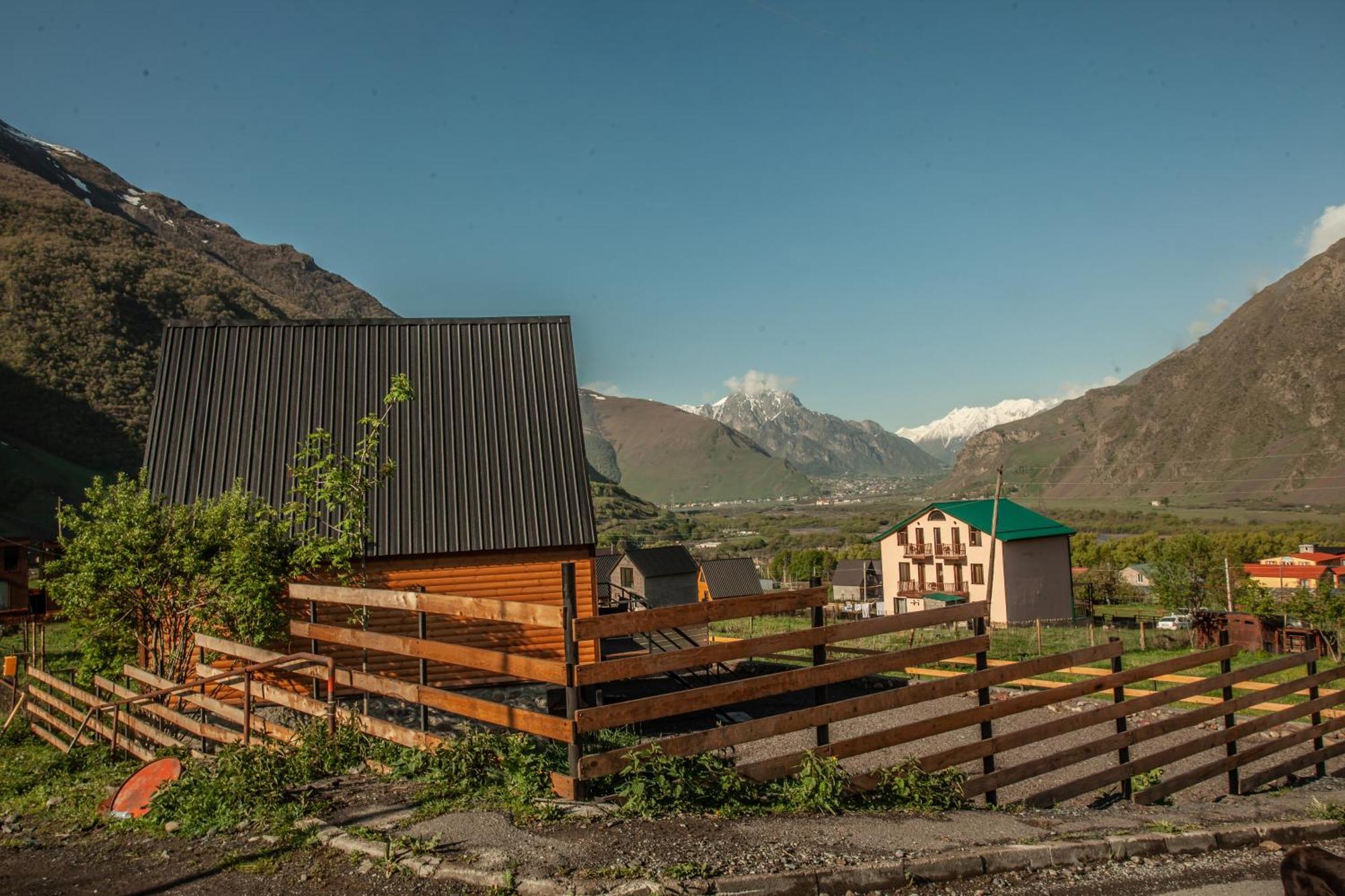 Sunset Cottage Kazbegi Exteriör bild